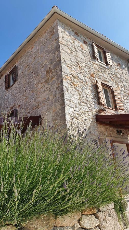 Villa Santa Eufemia Sutomiscica Luaran gambar